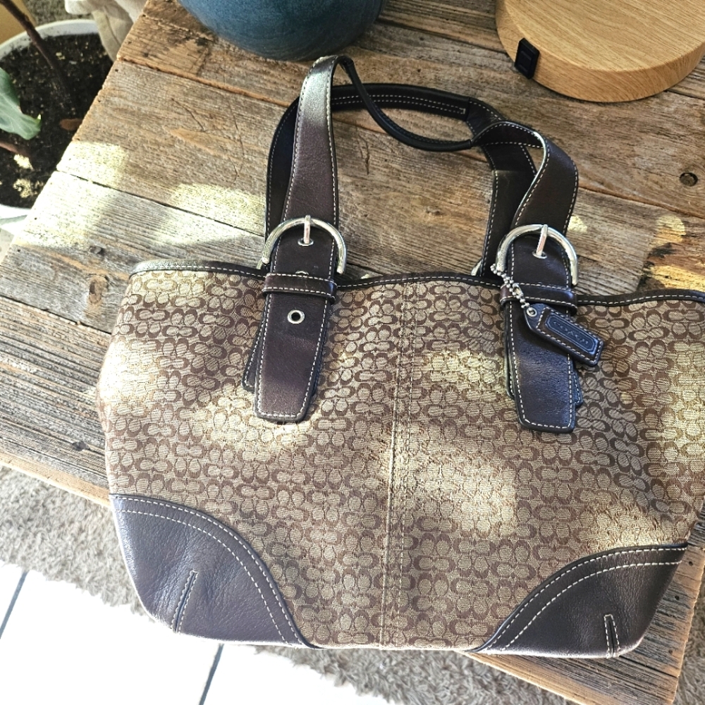 Coach bag make me an offer!